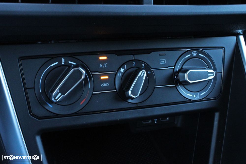 VW Polo 1.0 TSI Urban - 16