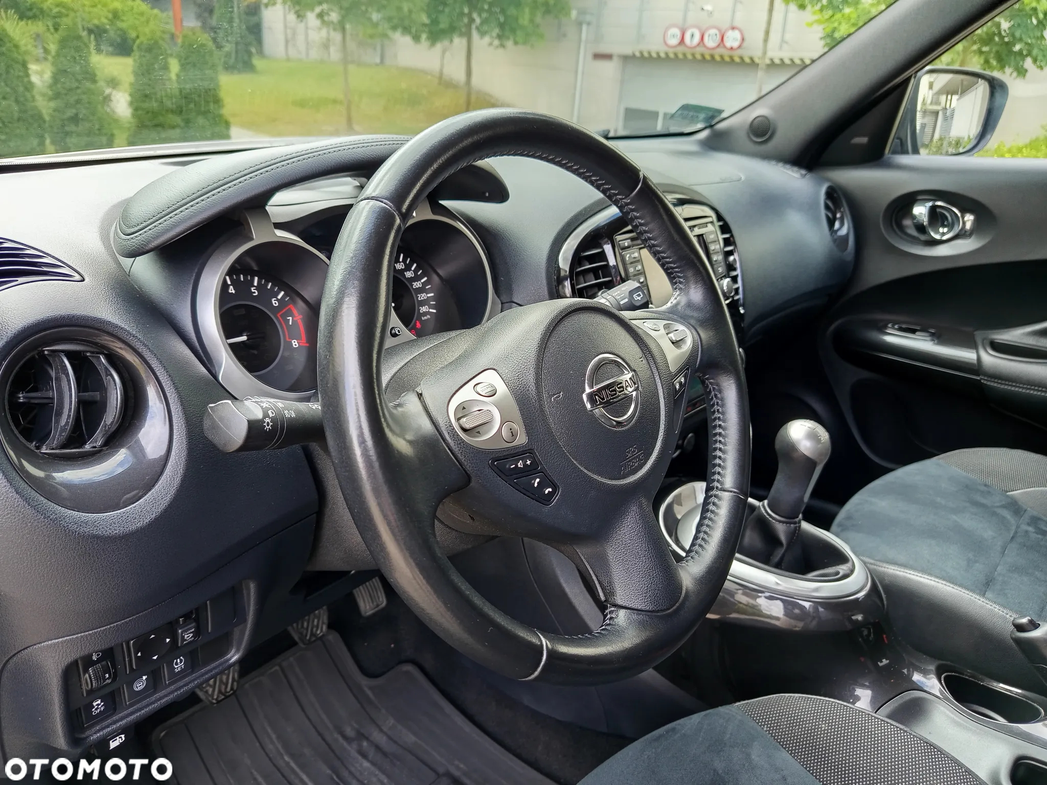 Nissan Juke 1.6 N-Connecta - 13