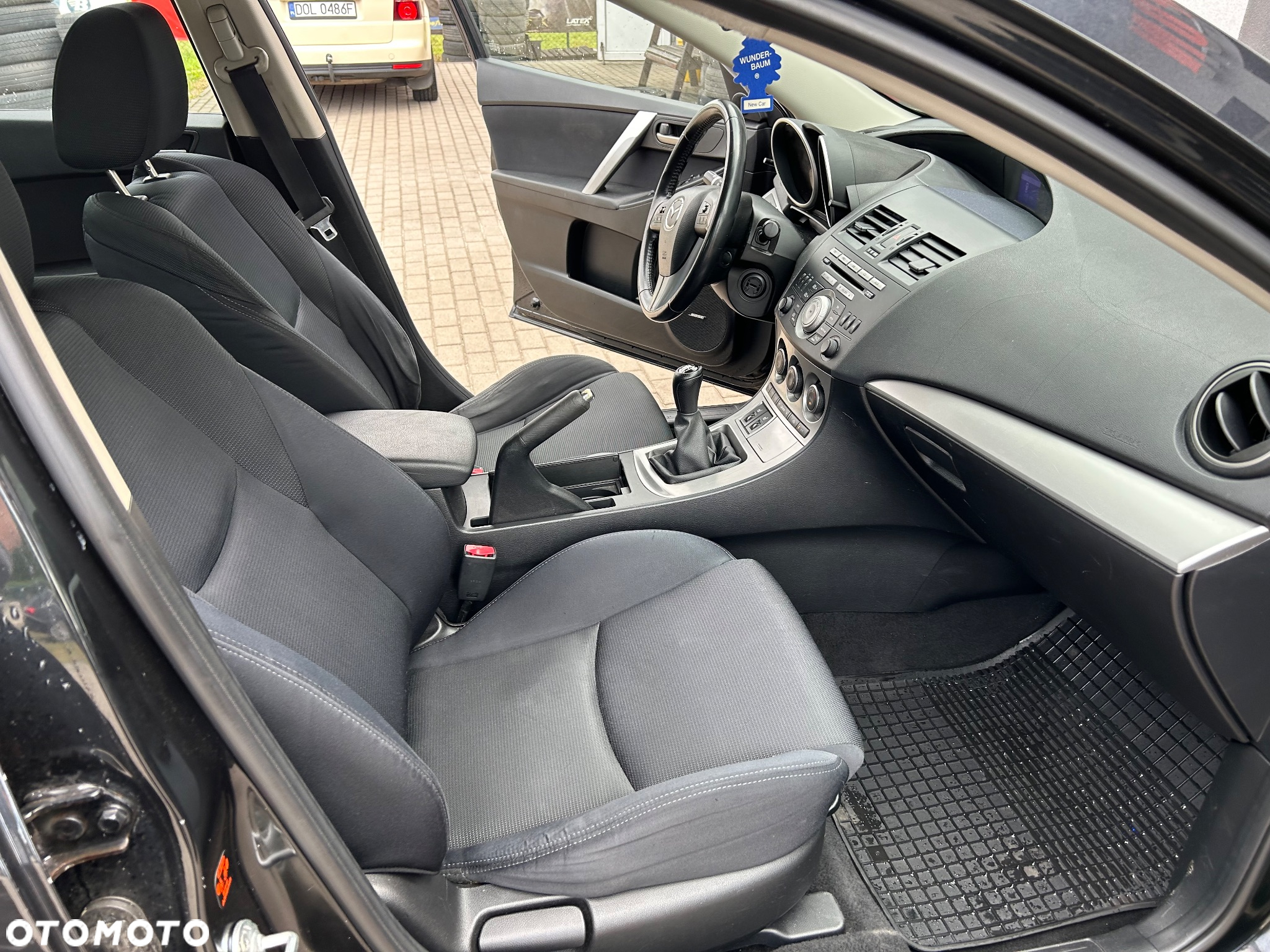Mazda 3 2.0 Sport - 6