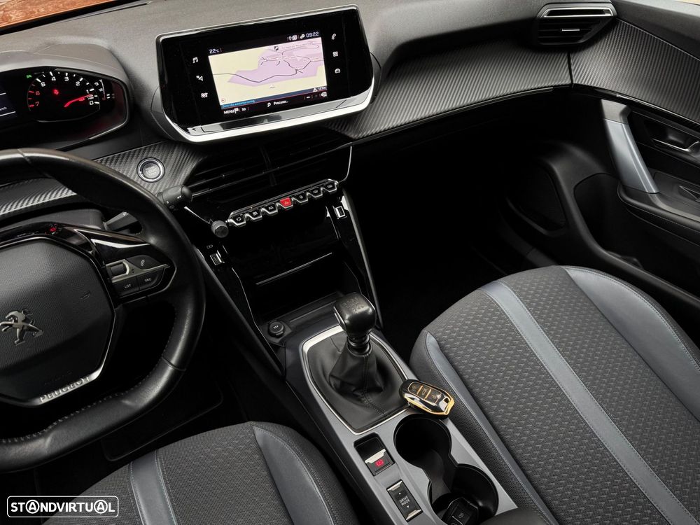 Peugeot 2008 1.2 PureTech Allure - 31