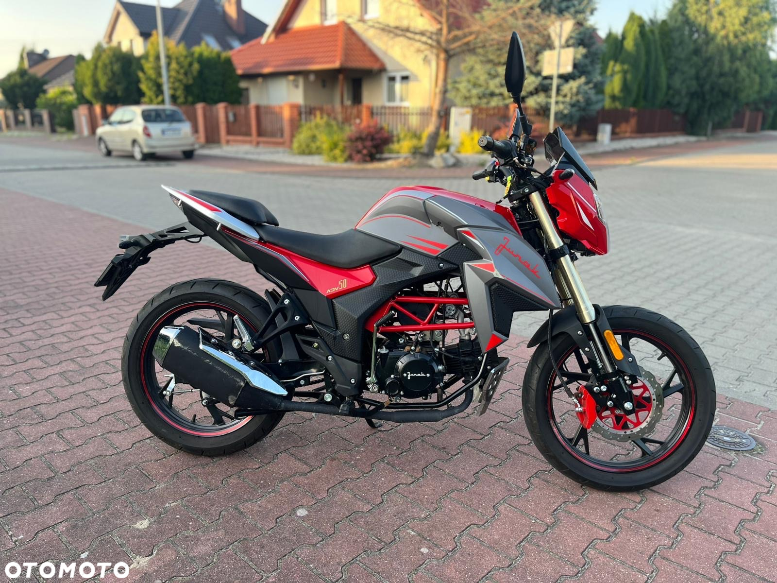Junak ADV - 3