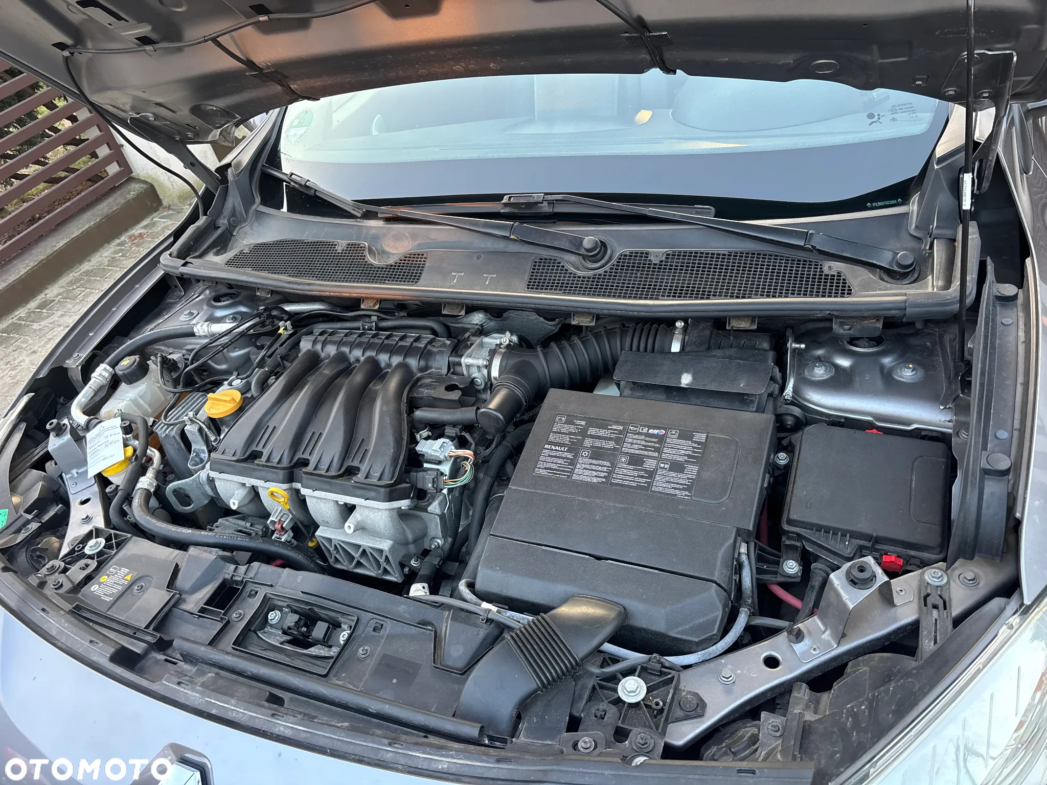 Renault Fluence 2.0 16V 140 CVT Sportway - 32