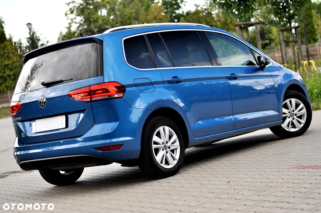 Volkswagen Touran 1.5 TSI ACT OPF Highline - 10