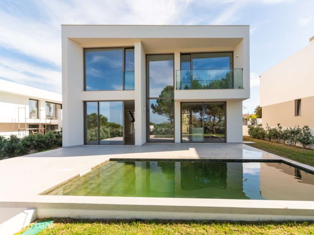 Moradia moderna a estrear em São João das Lampas junto à praia - Grande imagem: 2/41