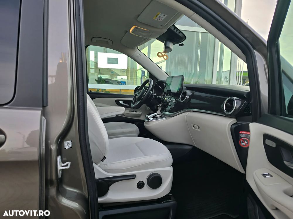 Mercedes-Benz V 250 d Lang 4Matic 7G-TRONIC Exclusive - 11