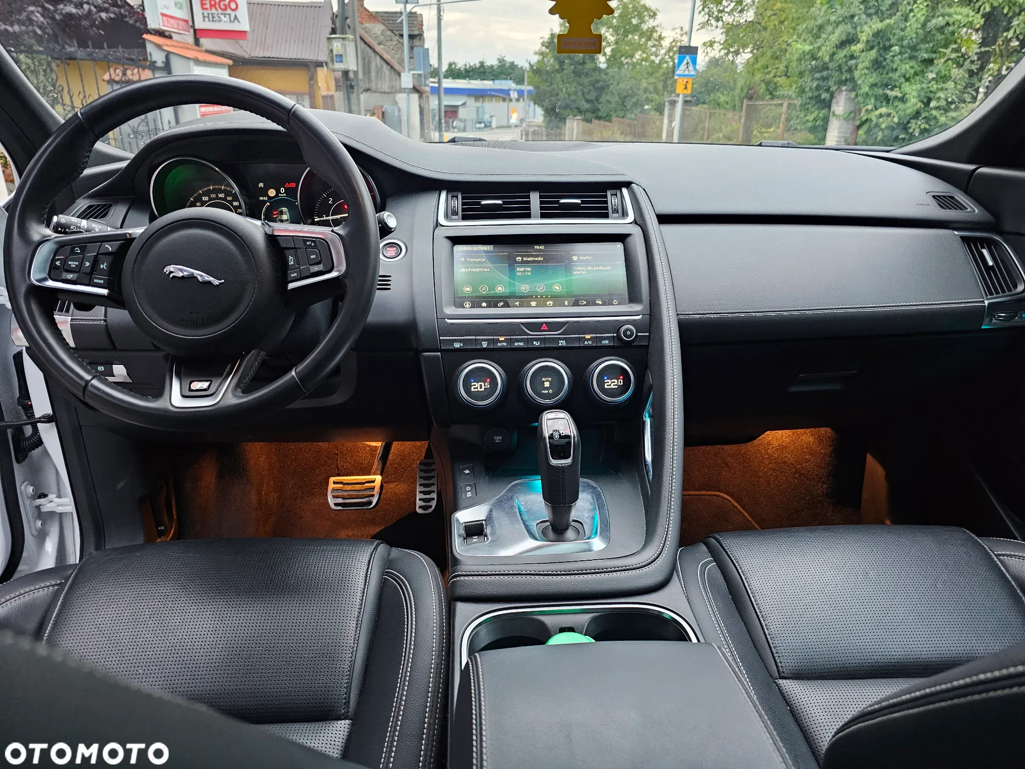 Jaguar E-Pace D180 AWD R-Dynamic - 15