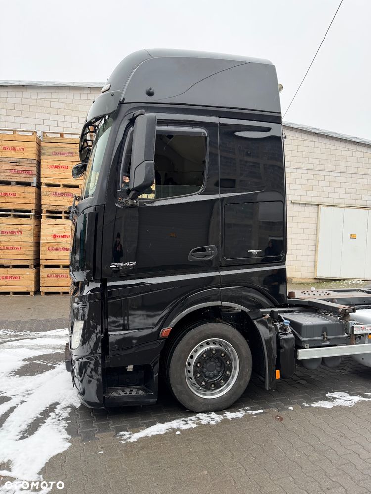 Mercedes-Benz Actros 2542 - 5