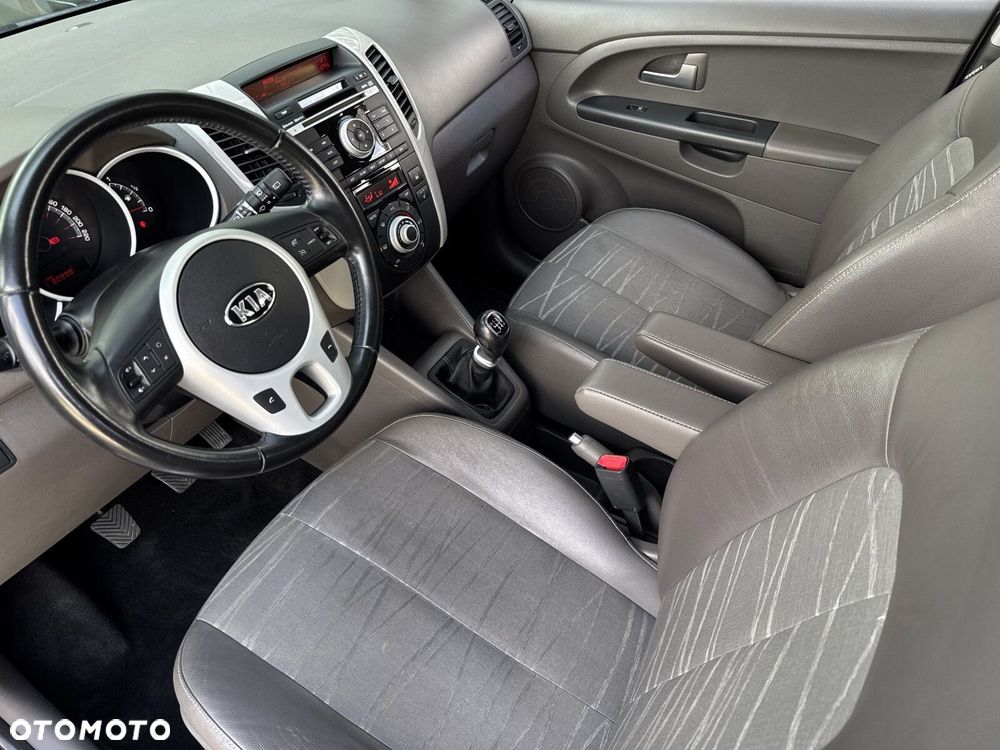 Kia Venga 1.6 XL - 10