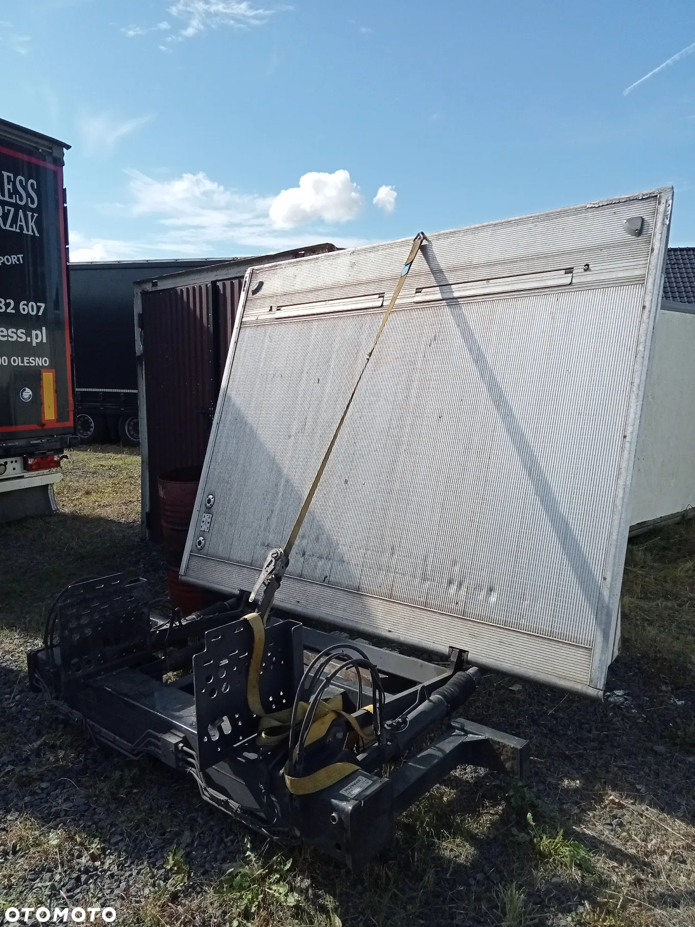 Winda towarowa załadowcza Palfinger 1000kg 2016r - 2
