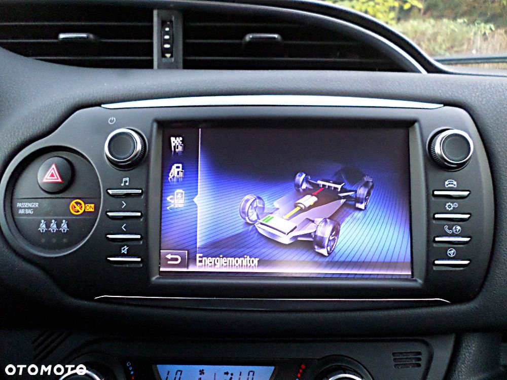 Toyota Yaris - 15