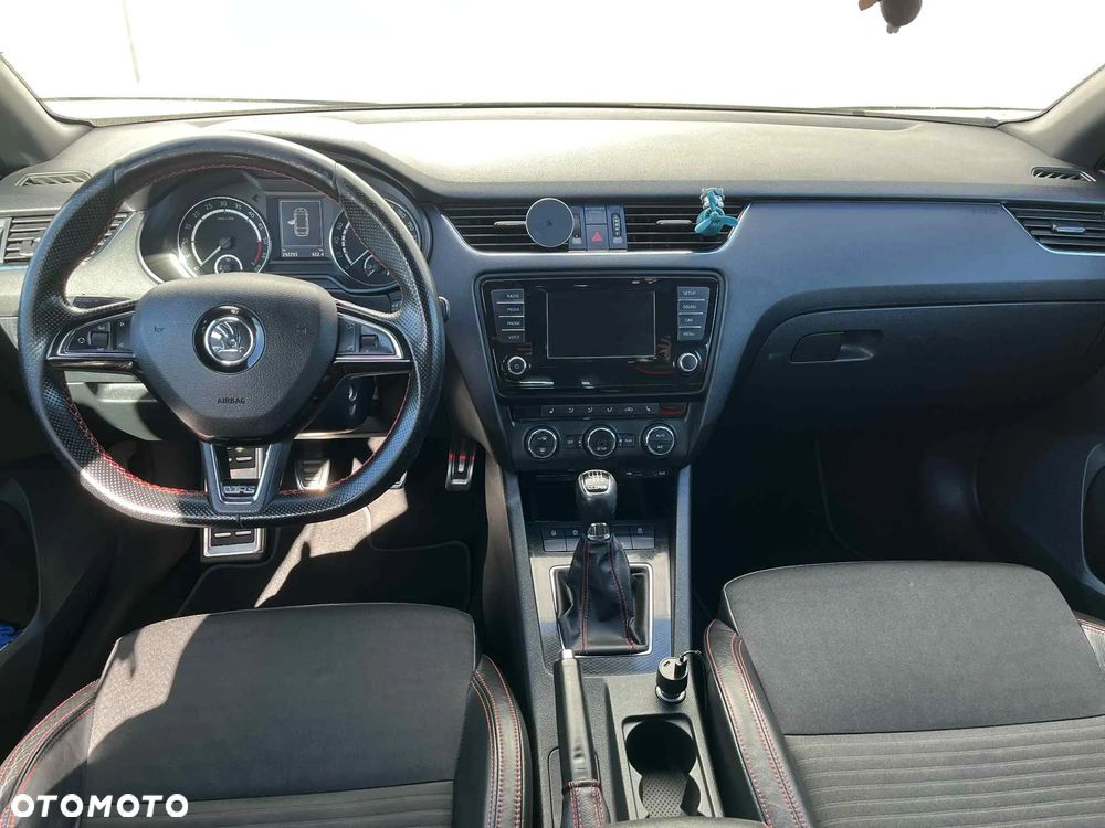 Skoda Octavia 2.0 TDI RS - 9