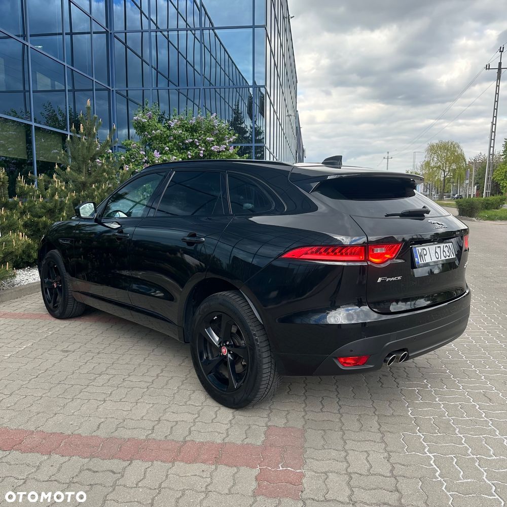 Jaguar F-Pace 2.0 i4D AWD Chequered Flag - 10