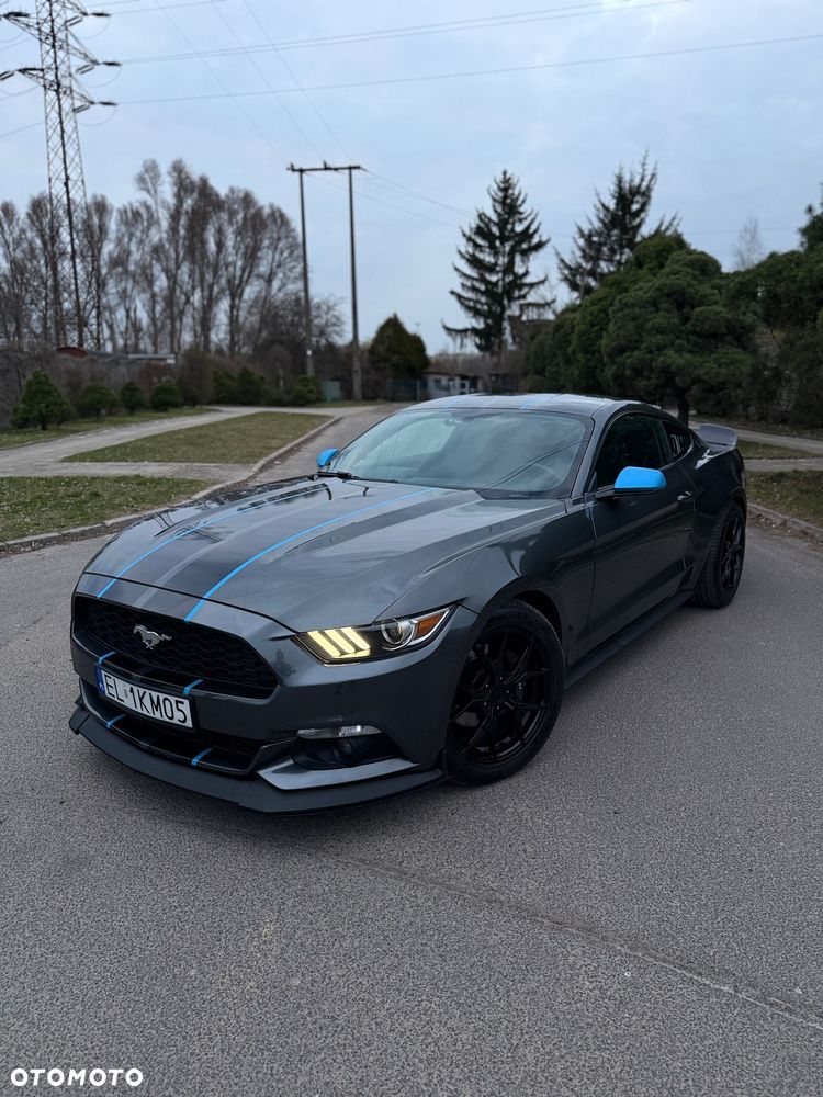 Ford Mustang 3.7 V6 - 1