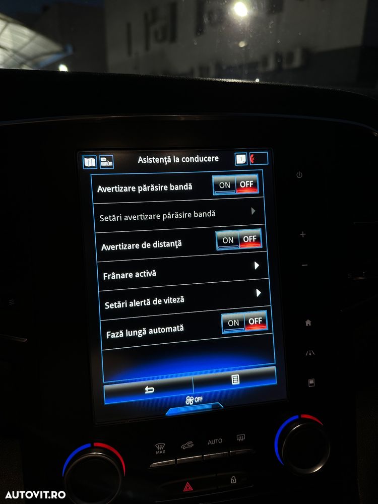 Renault Megane TCe 140 GPF GT LINE - 14