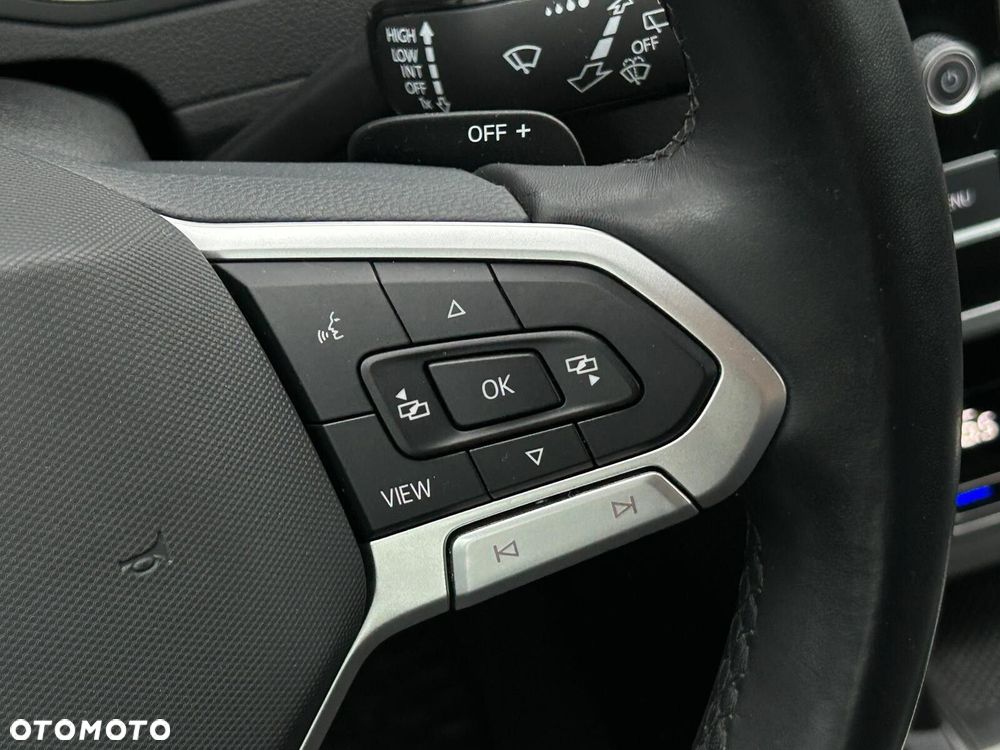 Volkswagen Passat - 22