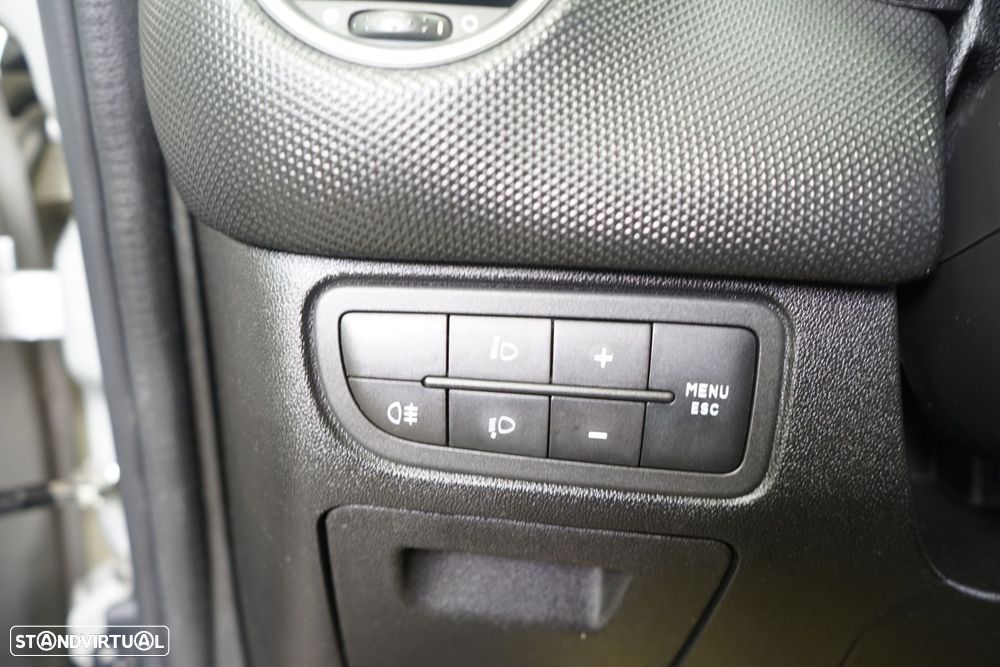 Fiat Punto 1.2 Lounge Start&Stop - 24