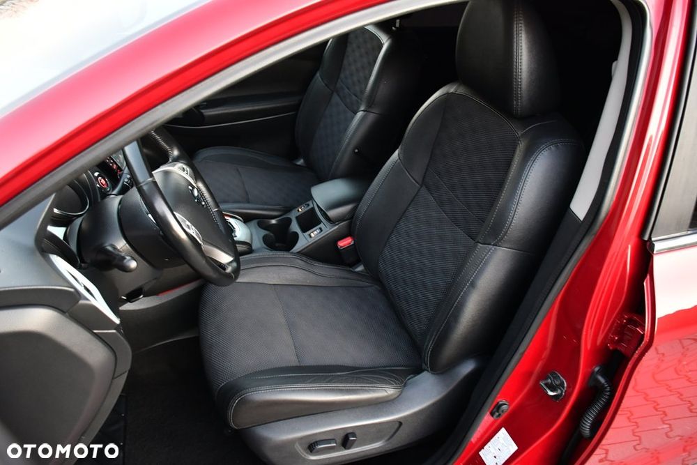 Nissan Qashqai 1.2 DIG-T Tekna Xtronic - 33