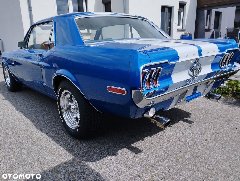 Ford Mustang - 3