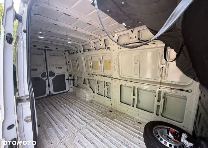 Volkswagen Crafter - 11