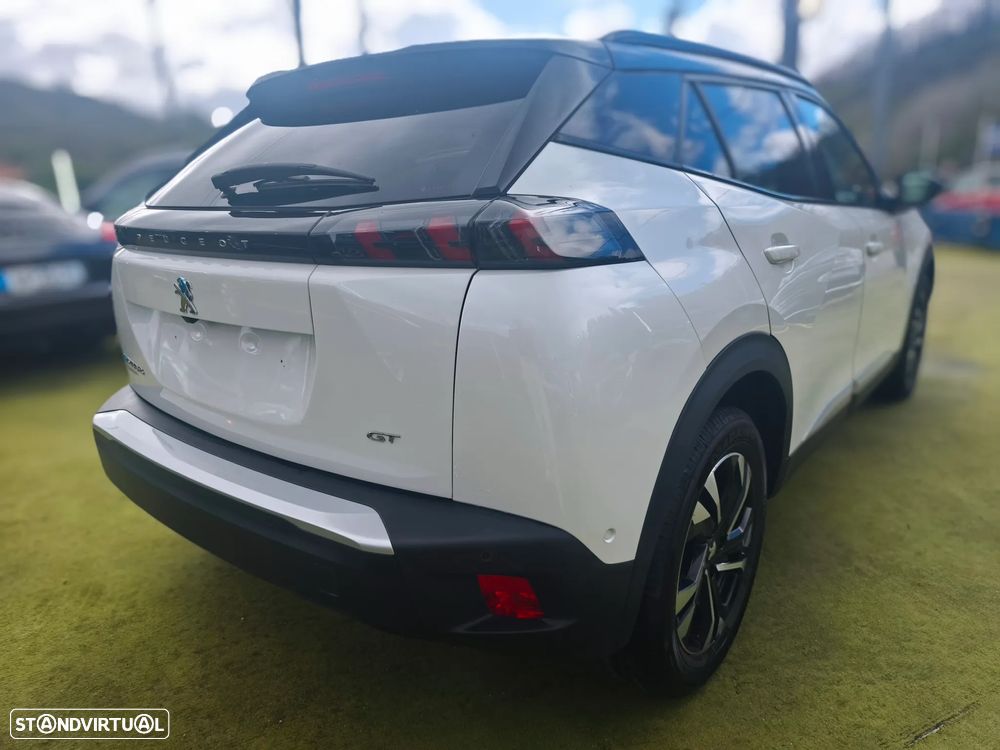 Peugeot e-2008 GT - 4