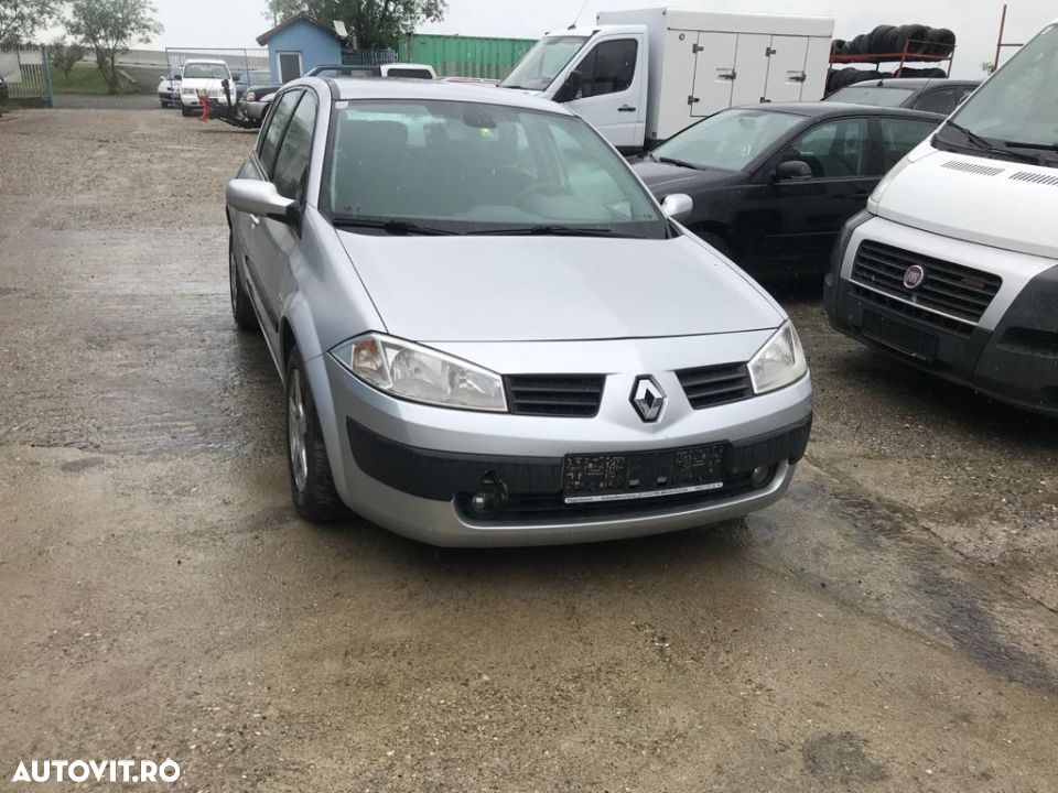 Dezmembrez piese Renault Megane 2 - 3