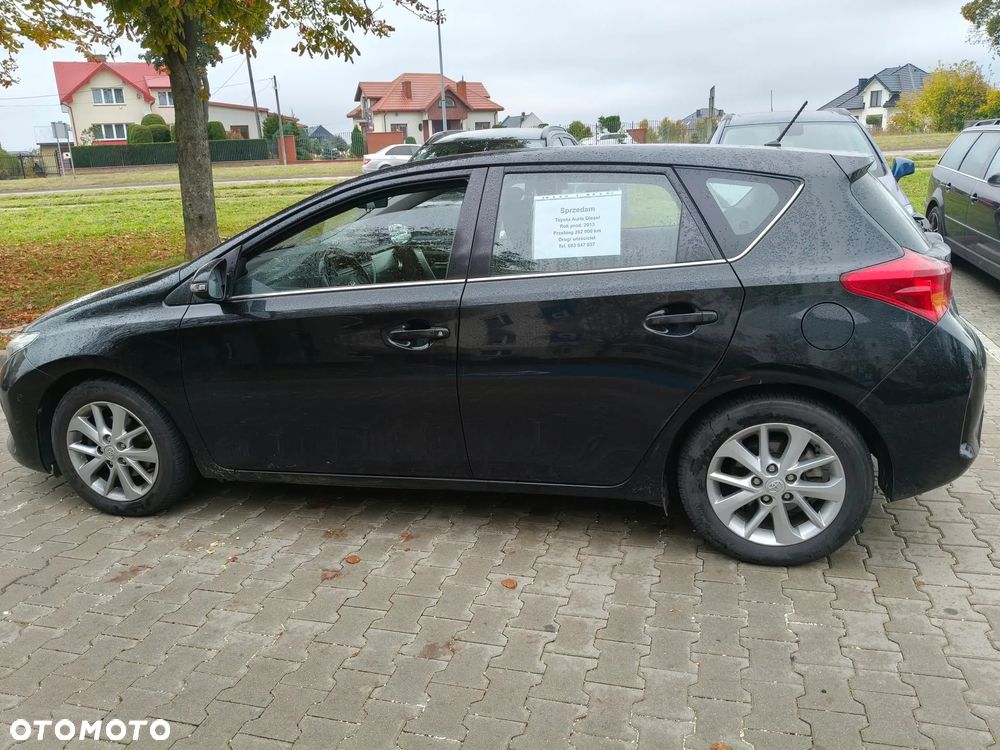 Toyota Auris - 5
