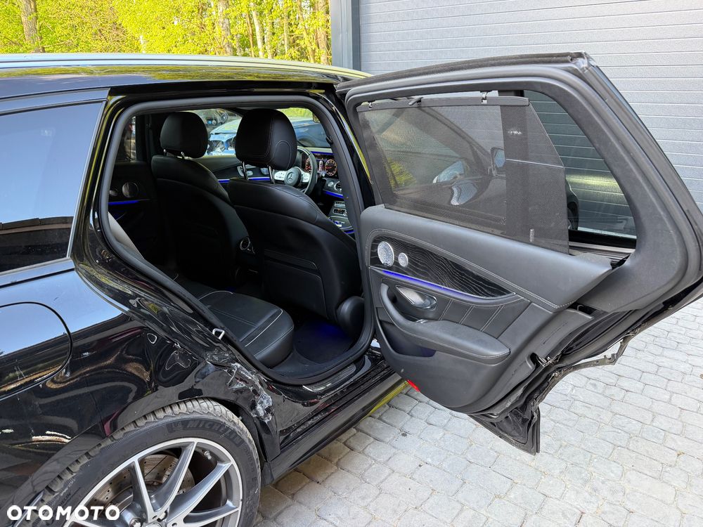 Mercedes-Benz Klasa E AMG 63 S 4Matic+ AMG Speedshift MCT-9G - 14
