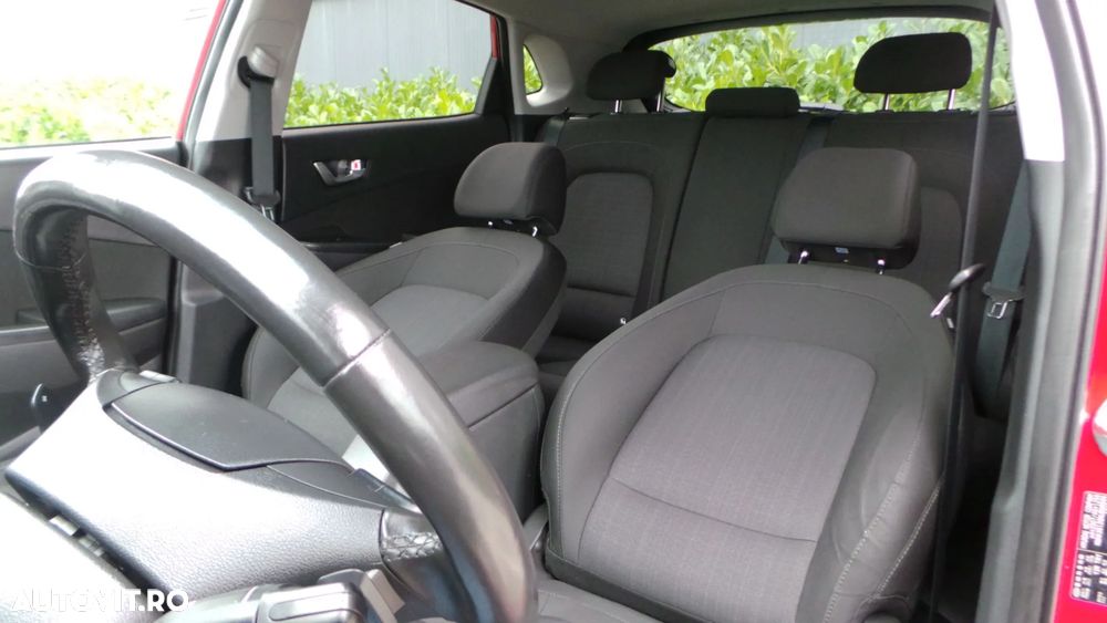 Hyundai KONA 1.0 T-GDI 120 CP 7 DCT 2WD Highway - 12