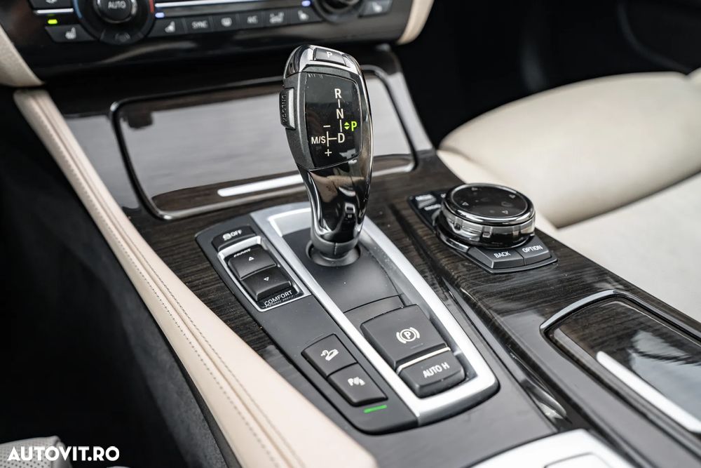 BMW Seria 5 530d xDrive - 22