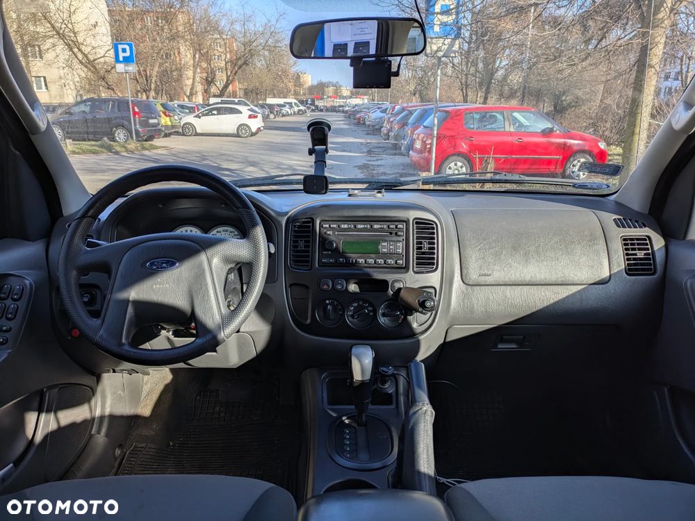 Ford Escape 2.3 XLS - 15