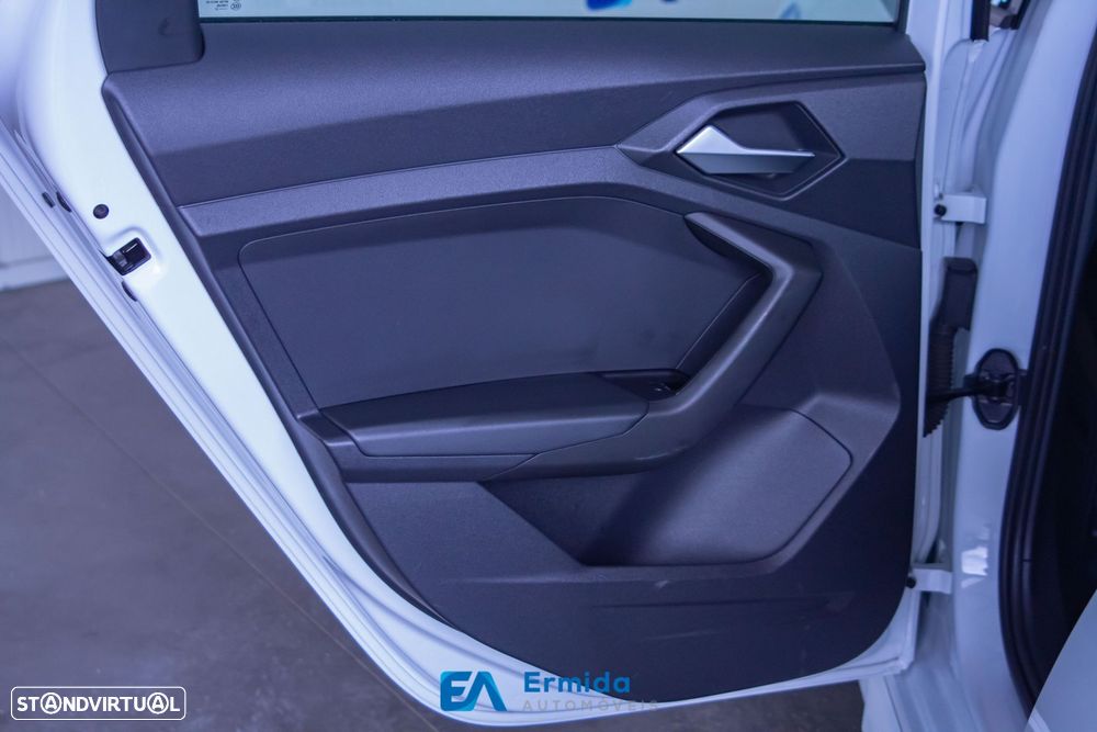 Audi A1 Sportback 25 TFSI S line - 37