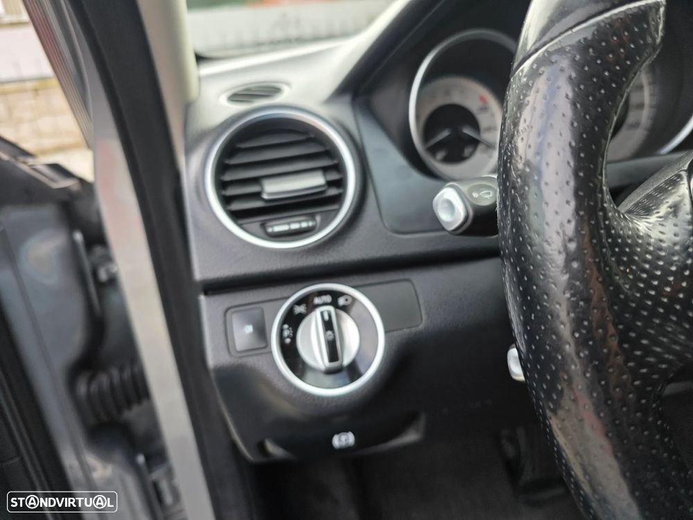 Mercedes-Benz C 220 - 17