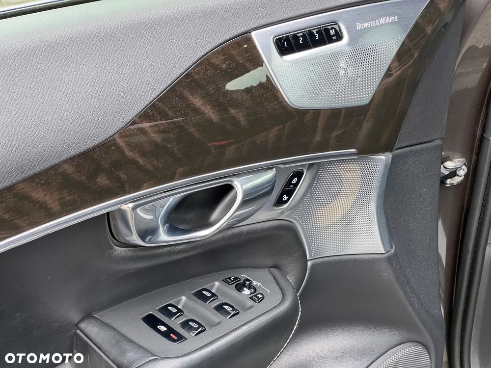 Volvo XC 90 D5 AWD Inscription - 17