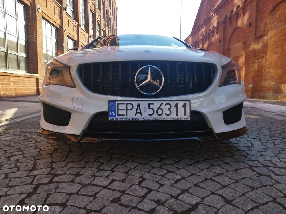 Mercedes-Benz CLA AMG 45 4Matic 7G-DCT - 2