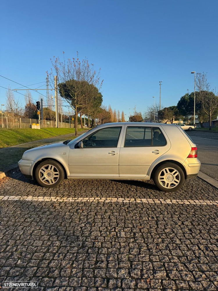 VW Golf 1.4i 25 Anos - 3