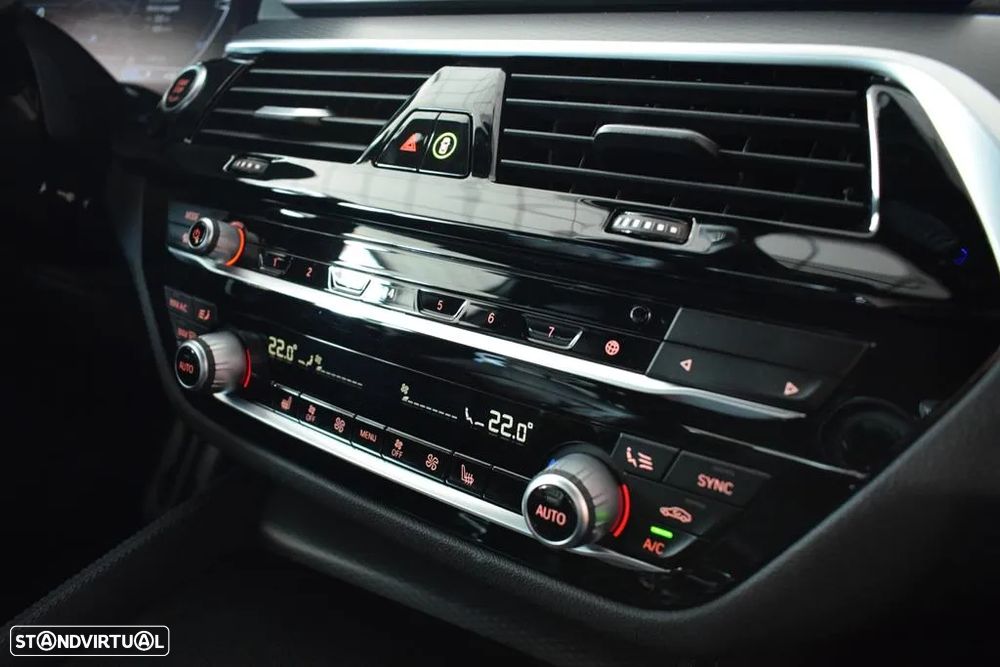 BMW 520 d Pack M Auto - 45