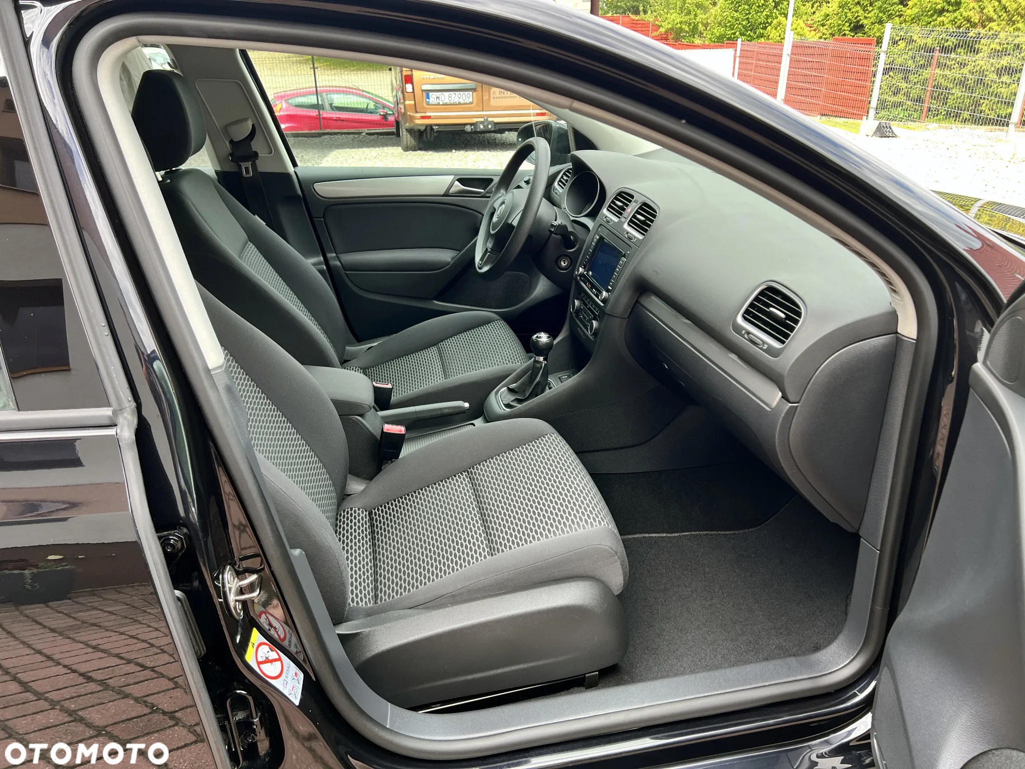 Volkswagen Golf VI 1.2 TSI Comfortline - 26