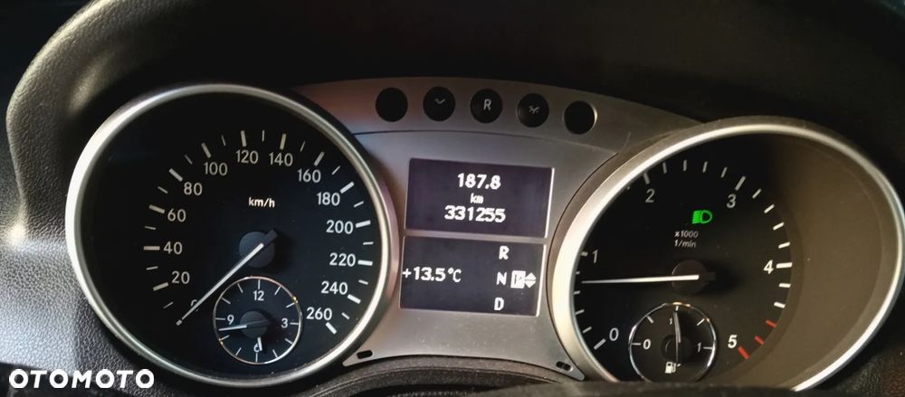 Mercedes-Benz ML - 17
