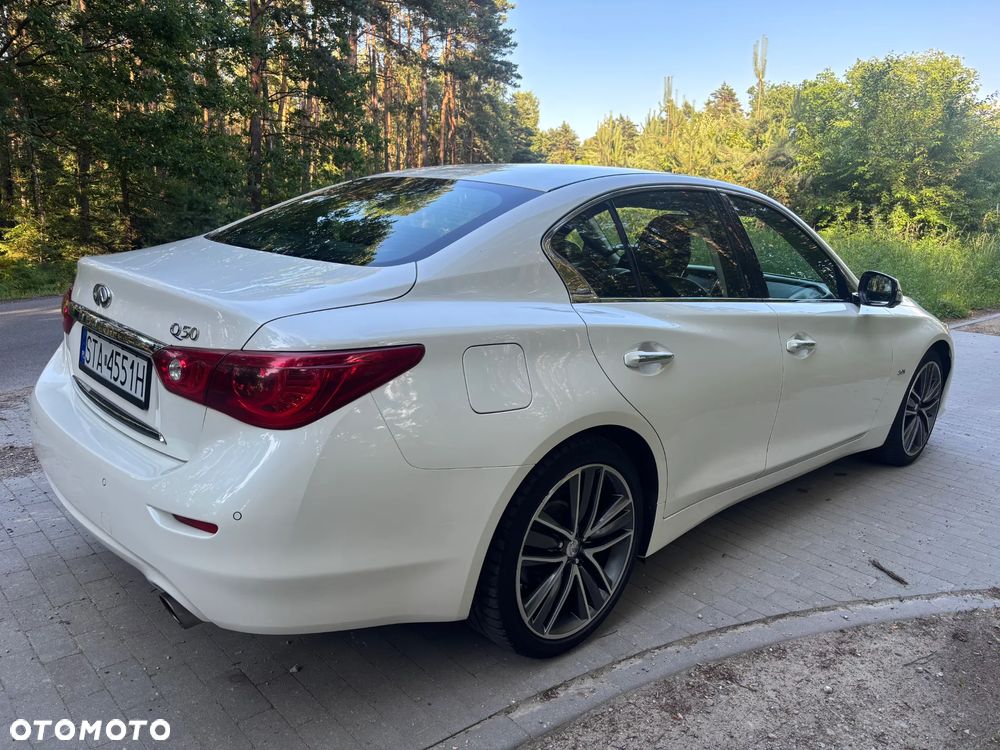 Infiniti Q50 2.0t Sport Tech EU6 - 11