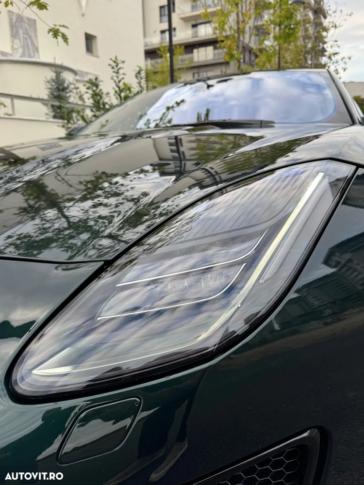 Jaguar F-Type - 11