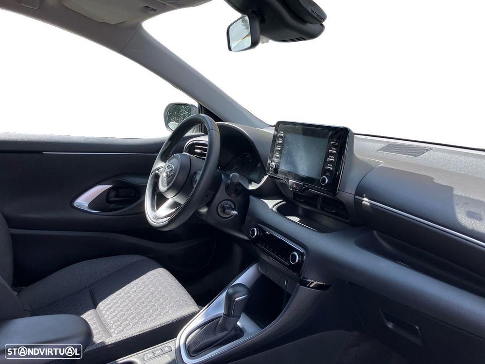 Toyota Yaris - 6