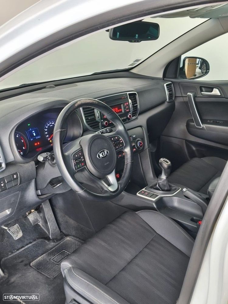 Kia Sportage 1.7 CRDi ISG TX - 12