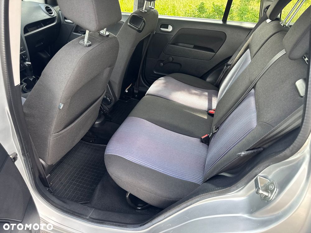 Ford Fusion 1.4 Fun - 18
