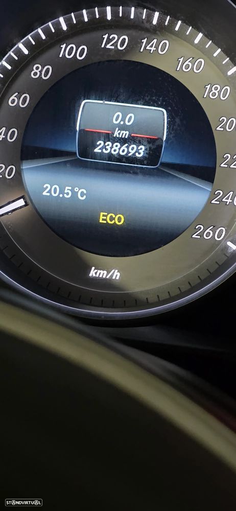 Mercedes-Benz E 220 BlueTEC - 5