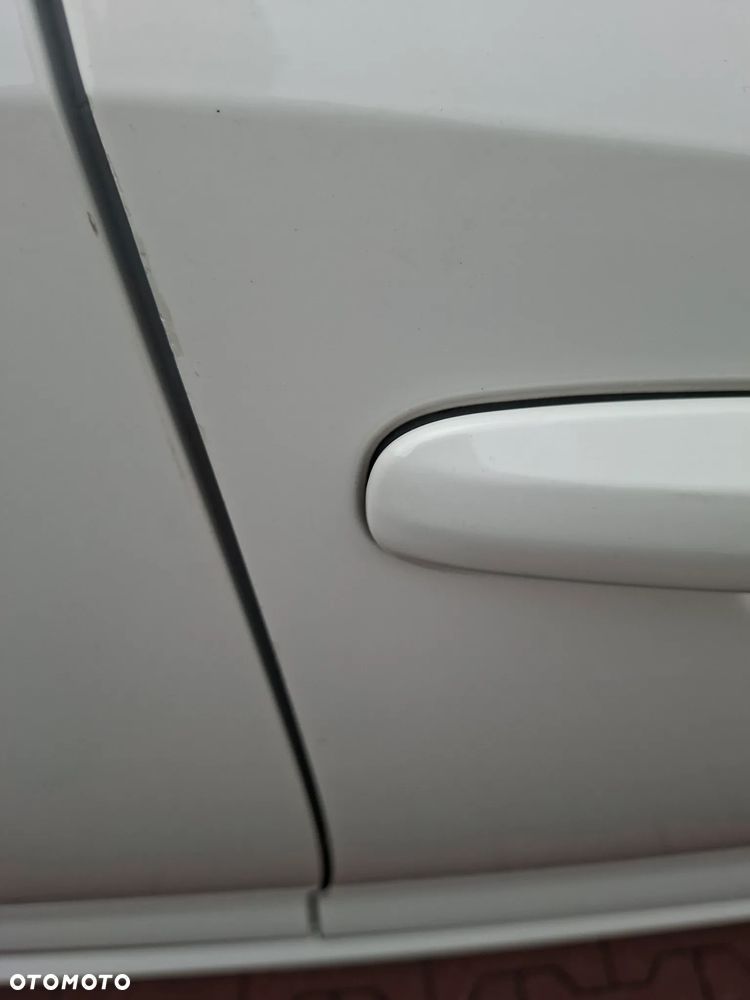 Toyota Corolla - 21