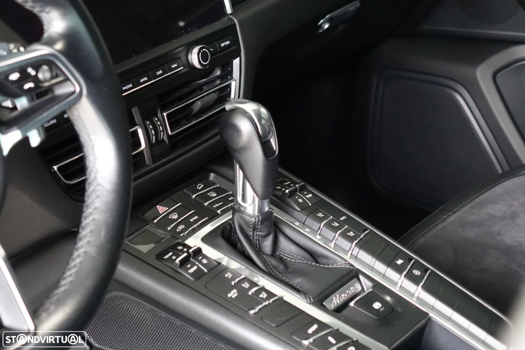 Porsche Macan Spirit - 30