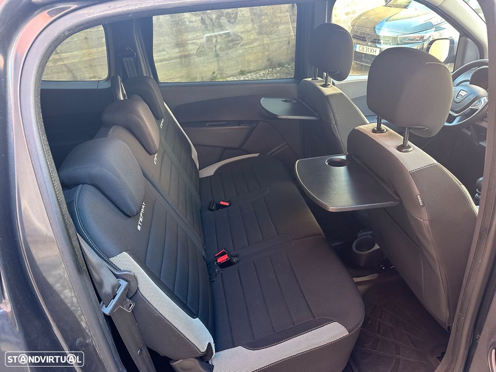 Dacia Lodgy Blue dCi 115 (7L) Stepway - 10