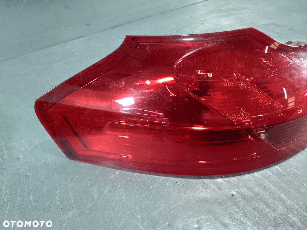 LAMPA TYLNA LEWA OPEL INSIGNIA 13226856 KOMBI - 3