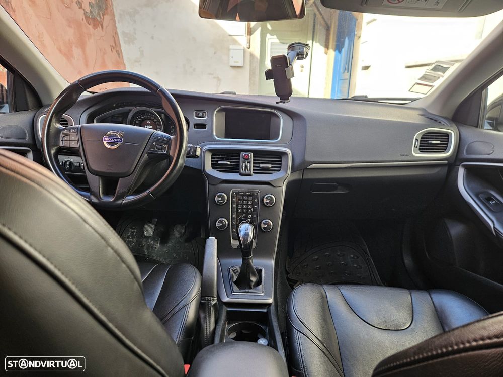 Volvo V40 D2 - 15
