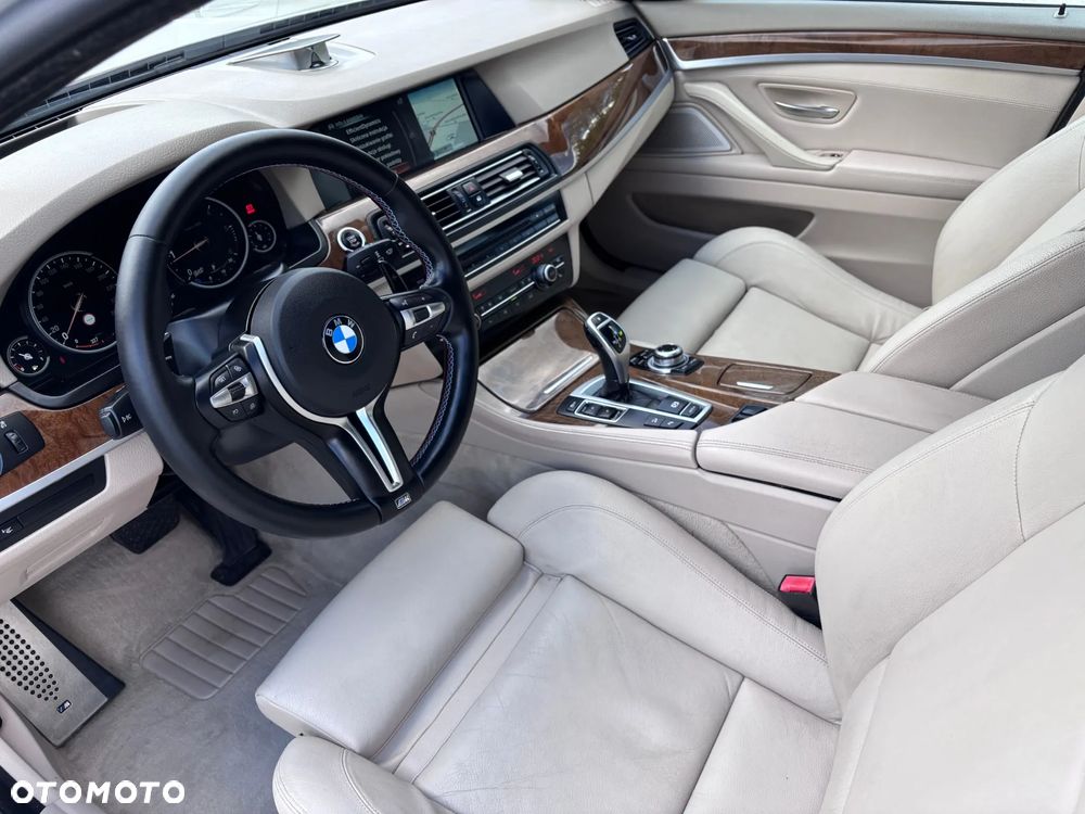 BMW Seria 5 525d xDrive Sport-Aut - 7